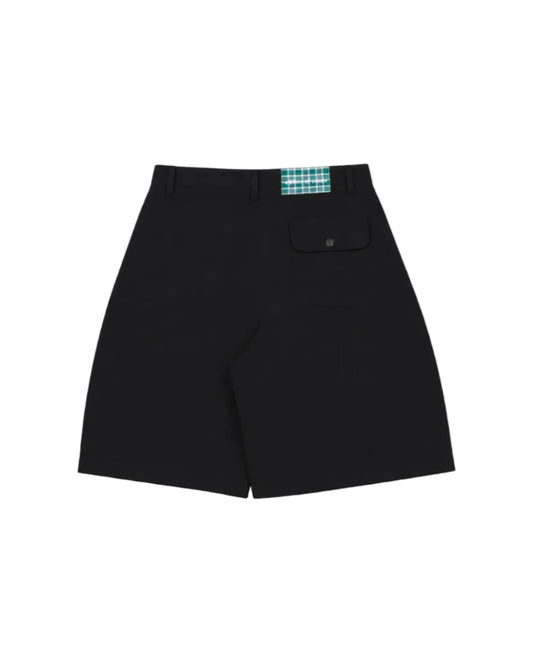 woods short - black/emerald