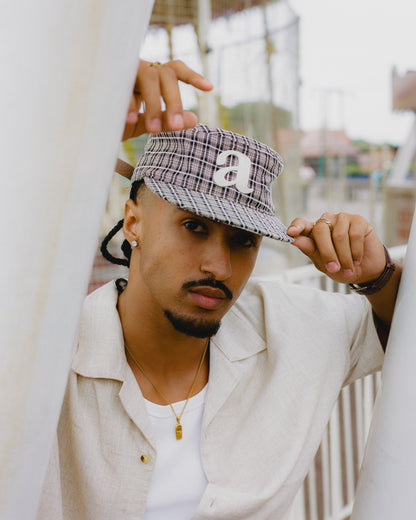 "a" pillbox cap - ivory/black