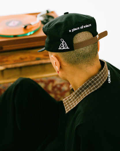 "a" pillbox cap - black/ivory