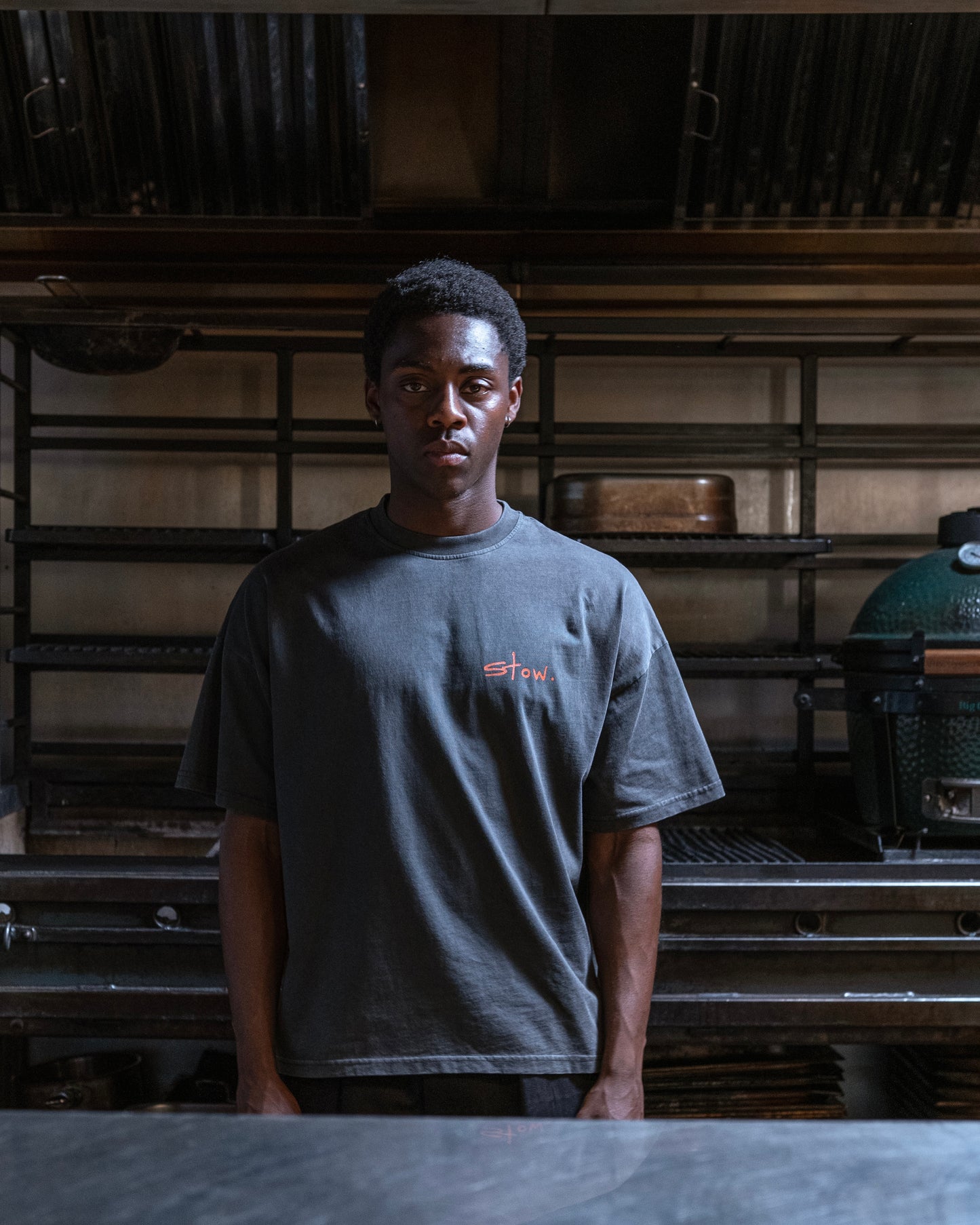 chef tee - charcoal/carrot