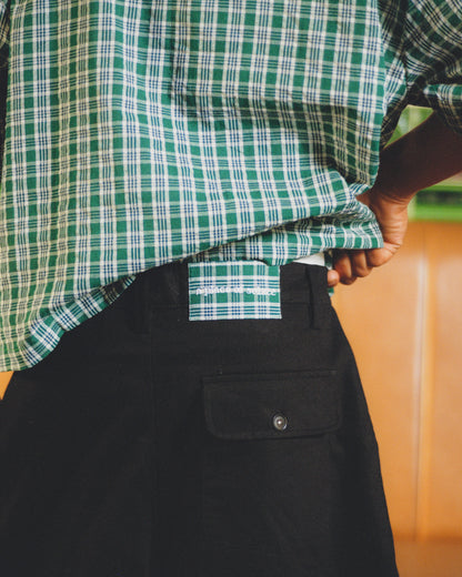 woods short - black/emerald